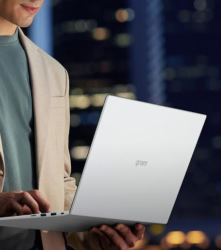 LG그램 17ZD90R-GX76K: 2023년 혁신적인 i7 업무용 및 게이밍 노트북